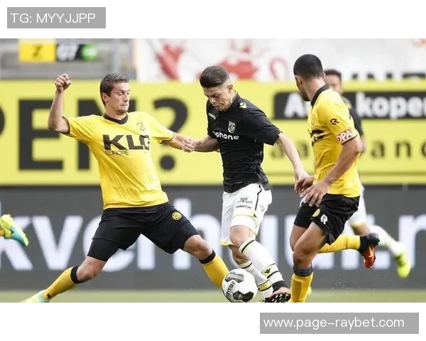 坎布尔与埃因FC强强对决谁能在赛场上笑到最后