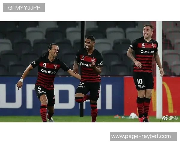 悉尼与曼立联的精彩对决比分揭晓赛季最新战绩分析